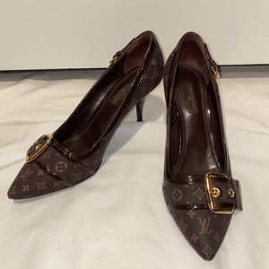 Louis Vuitton Canvas Monogram Pumps